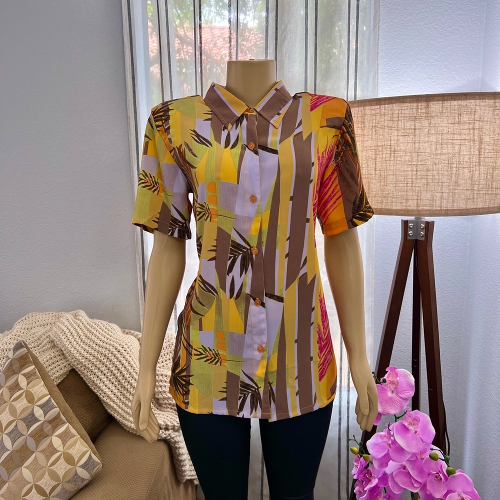 VINTAGE 90s Kaktus Tropical Floral Button Front Top Size S Small Short Sleeve